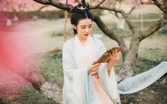 广场舞狼的诱惑